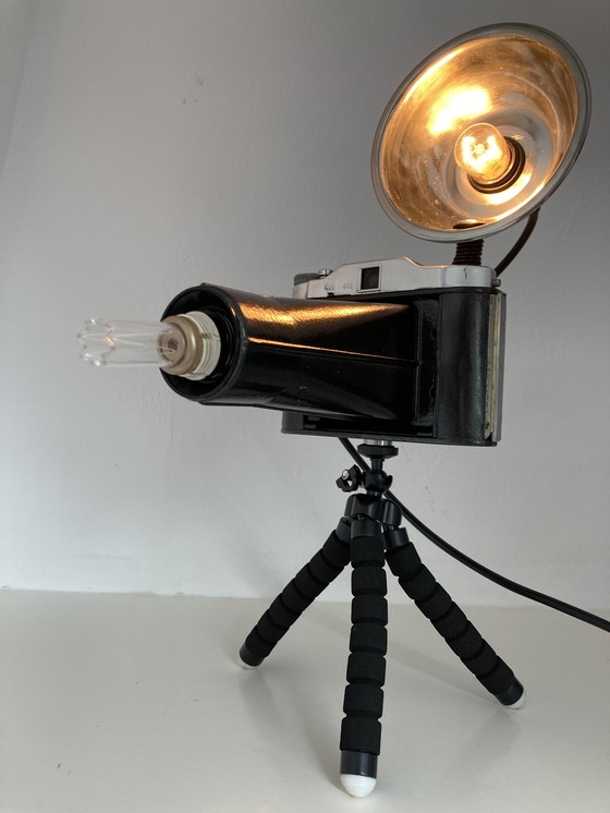 Image 1 of Vintage Double Lamp Camera