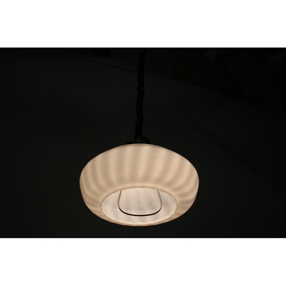 Image 1 of Lampadario vintage in vetro regolabile, Cecoslovacchia 1970