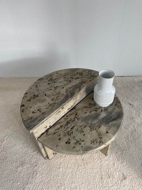 Image 1 of Table basse en marbre