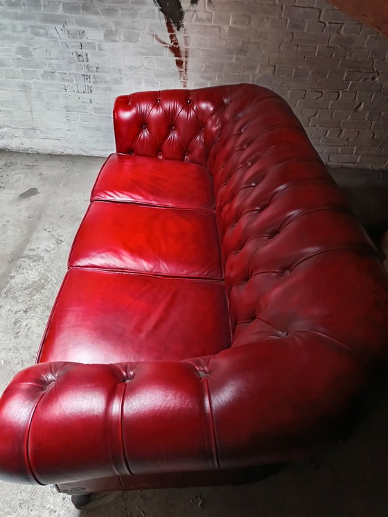 Image 1 of Chesterfield 2/3 seater sofa