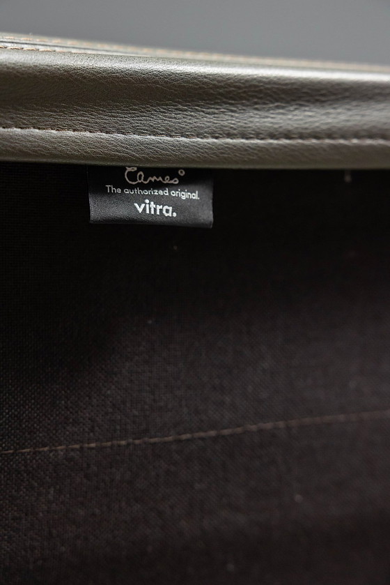 Image 1 of Eames Ea219 Softpad Office Chair
