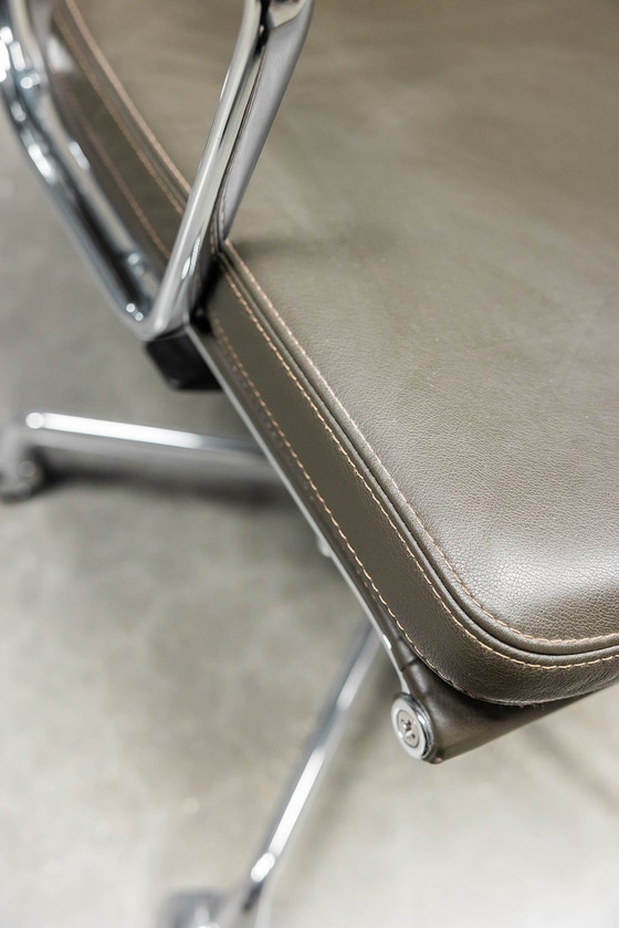 Image 1 of Eames Ea219 Softpad Office Chair