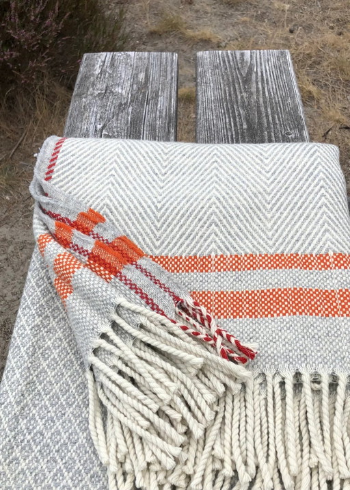 New 100% Eco-Wool Blanket from SchoolofLifeProjects, 160x180cm.