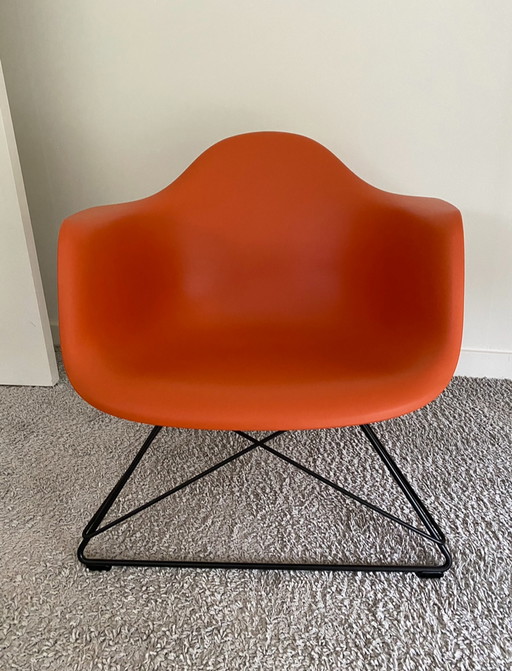 Chaise Eames LAR de Vitra