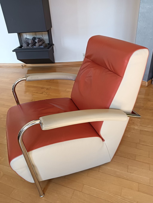 Leolux Scylla armchair with headrest