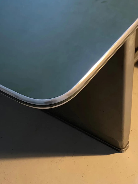 Image 1 of Ensemble de meubles industriels