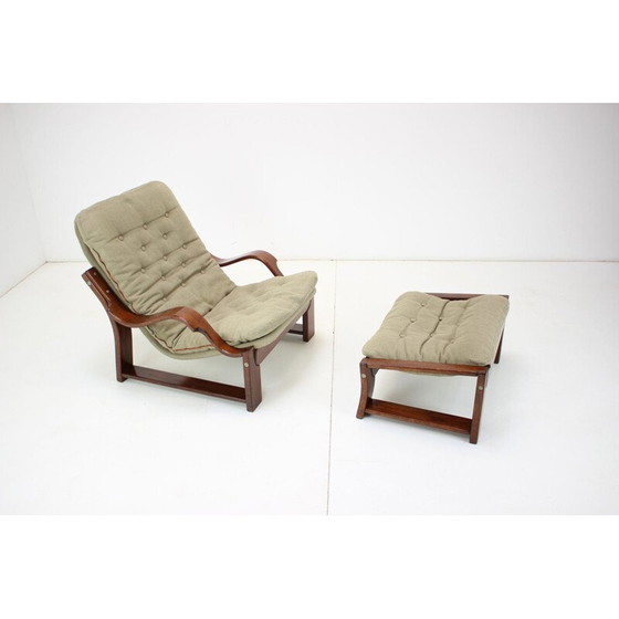 Image 1 of Poltrona e poggiapiedi vintage scandinavi in legno e tessuto, anni '60