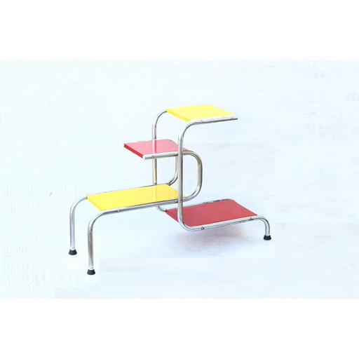 Soporte para plantas funcionalista vintage