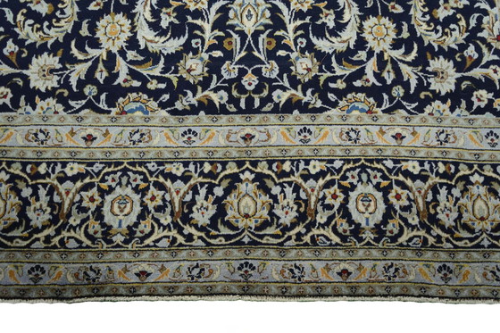 Image 1 of 345 X 229 Cm Hand-knotted Persian carpet - Keshan