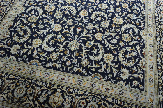 Image 1 of 345 X 229 Cm Hand-knotted Persian carpet - Keshan