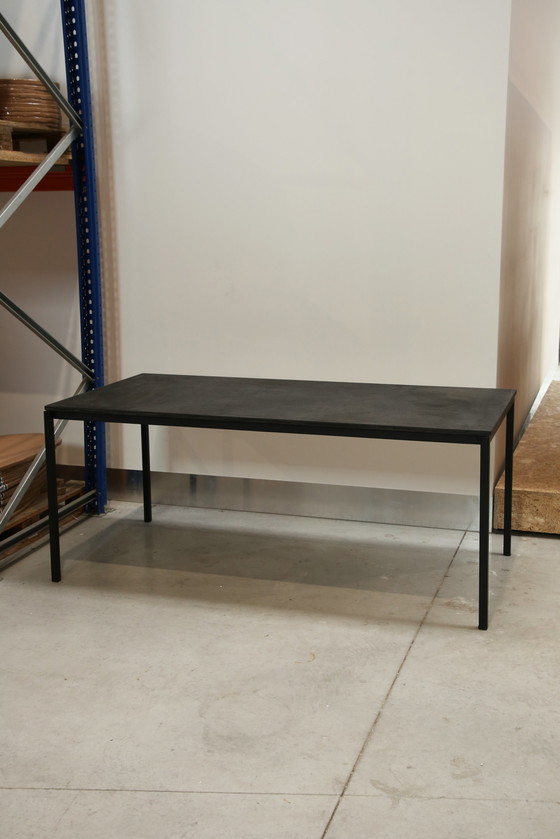 Image 1 of Table de salle à manger Mortex