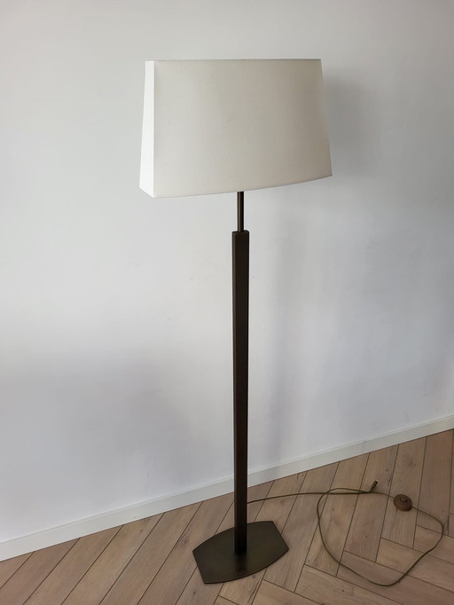 Vandeheg Design Floor Lamp