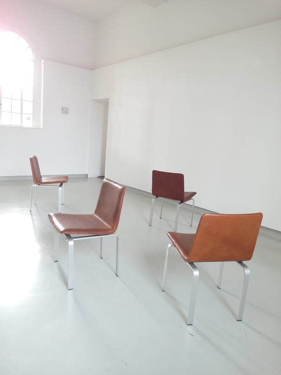 Image 1 of Jørgen Høj pour Niels Vitsoe, ensemble de quatre chaises de salle à manger, Danemark, 1962