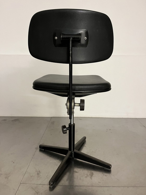 Image 1 of Ahrend The Circle Office Chair