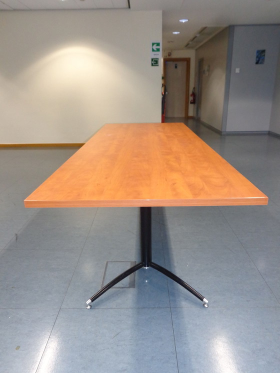 Image 1 of Artifort conference table