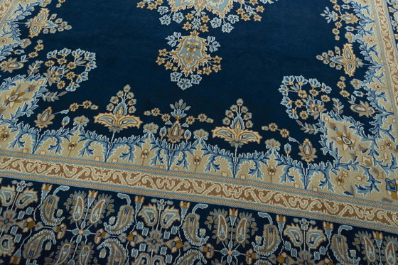 Image 1 of Hand-knotted Persian carpet Kerman - 390 X 295 Cm