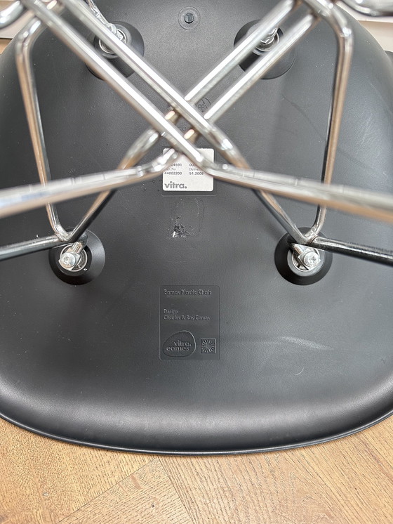 Image 1 of Vitra Eames Plastic Clair Drs Black Chrome Base