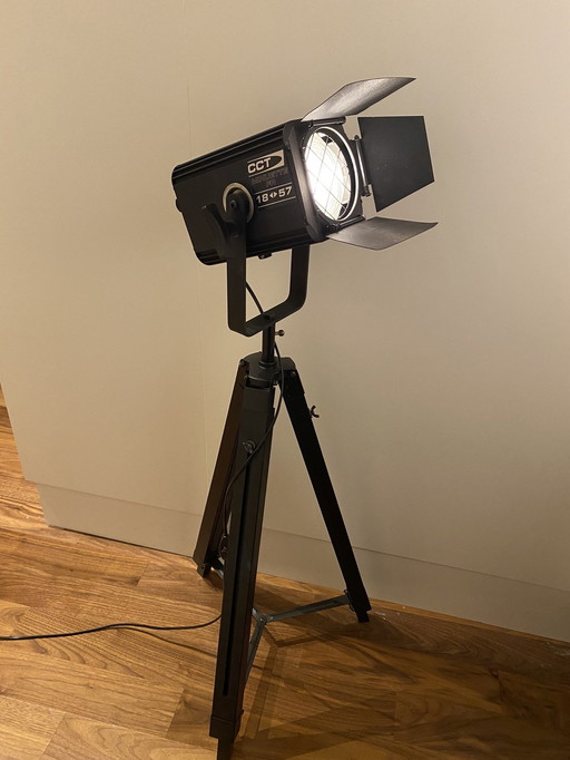 Industrial Theater Spot On Adjustable Wooden Tripod - Dimmable Led