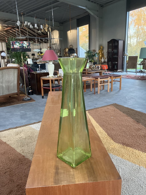 Glass vase