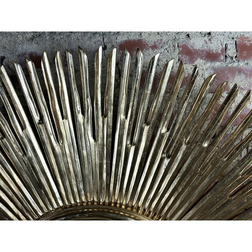 Specchio da sole vintage con cornice in legno intagliato dorato, Francia 2000