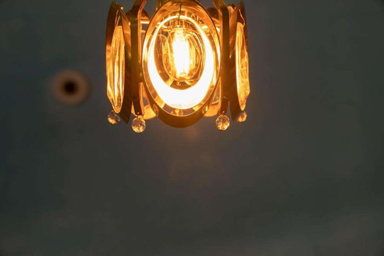 Image 1 of Lampe suspendue vintage en laiton et cristal Palwa, suspension midcentury