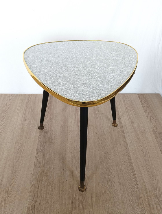 Image 1 of Grande table d'appoint des années 1950