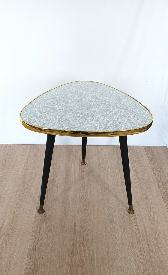 Image 1 of Grande table d'appoint des années 1950