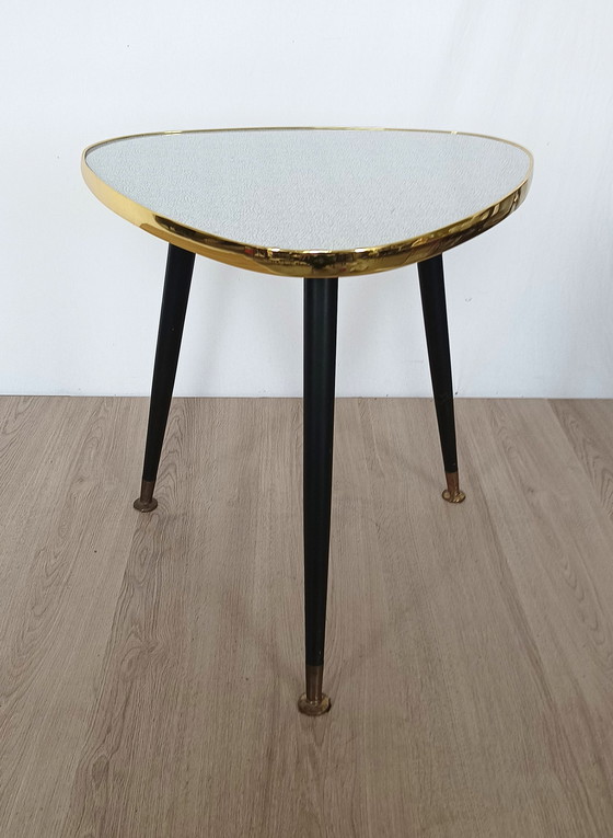 Image 1 of Grande table d'appoint des années 1950