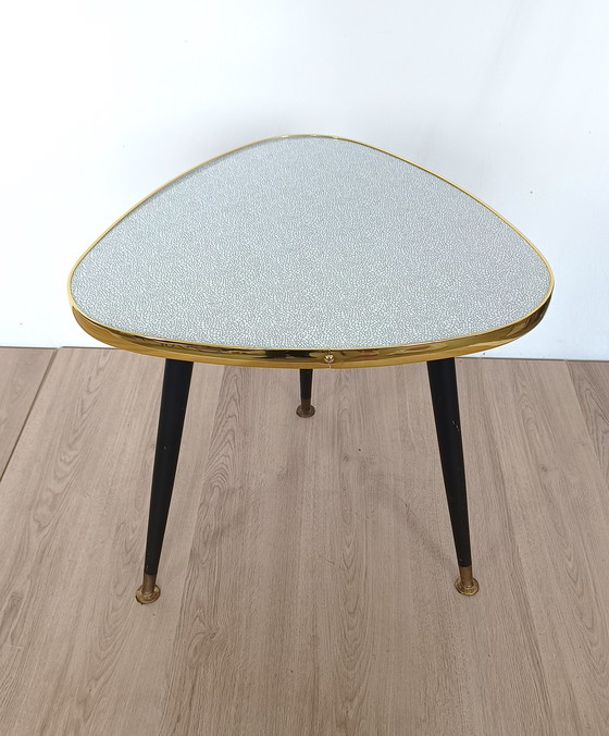 Image 1 of Grande table d'appoint des années 1950