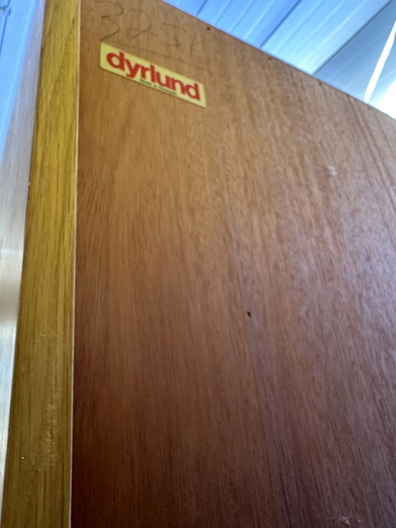 Image 1 of Armoire vintage en teck de Dyrlund