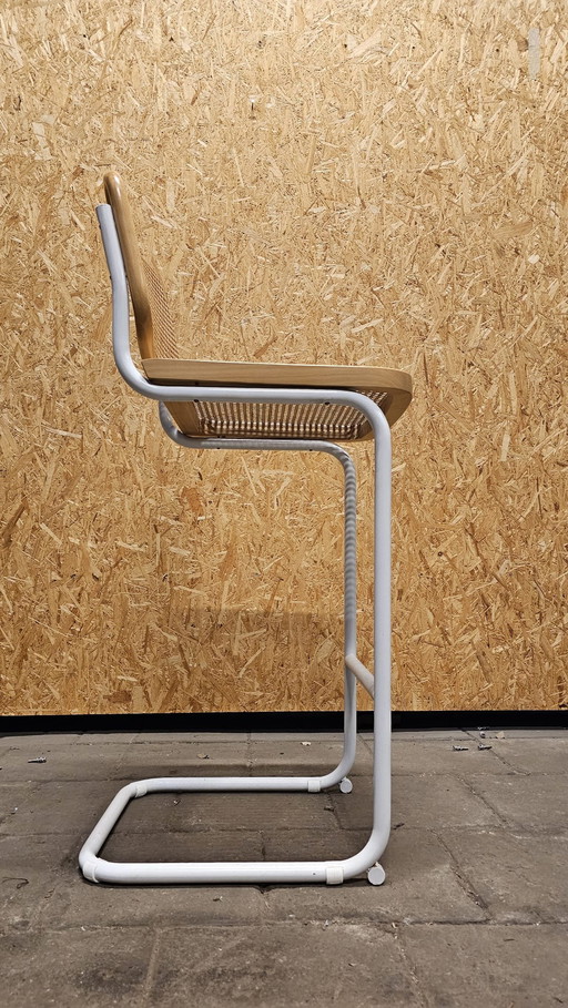 Cantilever Chair