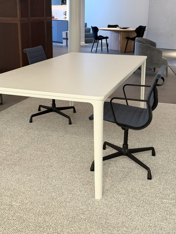 Image 1 of Vitra - Tavolo da pranzo Plate