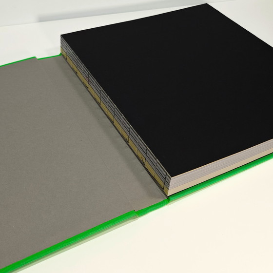 Image 1 of Virgil Abloh. Nike. Iconos - Tapa dura | Colección de zapatillas The Ten