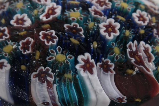 Image 1 of Presse-papier Mille Fleur Murano avec de belles fleurs