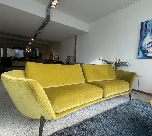 Leolux Rego 3-Seater Sofa Show Model