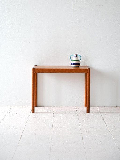 Scandinavian Teak Coffee Table – Timeless Minimalist Design