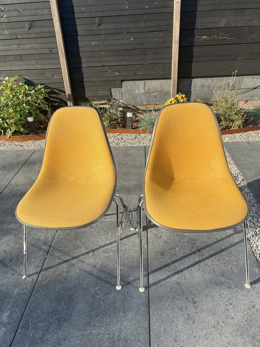 2X Vintage Fiberglass Dss Stacking Chair Vitra