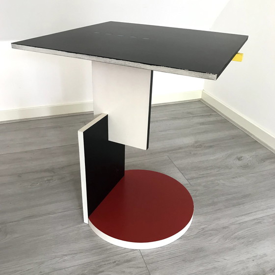 Image 1 of Divan Table