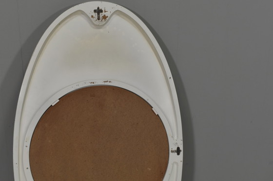 Image 1 of Italian mid-century Space Age oval mirror – Italy, circa 1970