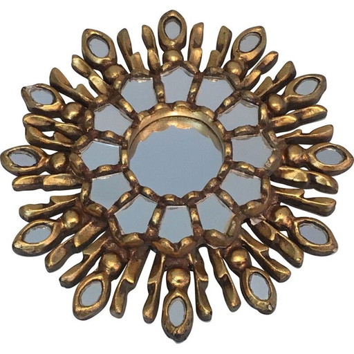 Piccolo specchio vintage a forma di sole in legno intagliato e dorato, 1970