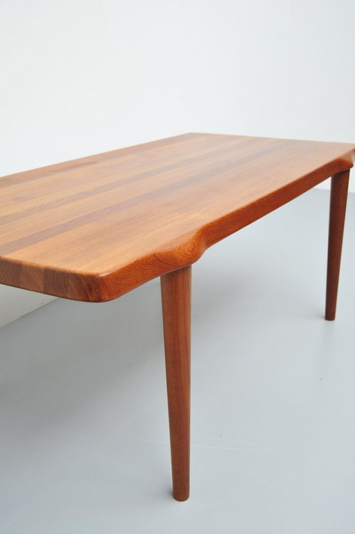 Mikael Laursen ML146 Couch table by Illum Wikkelso