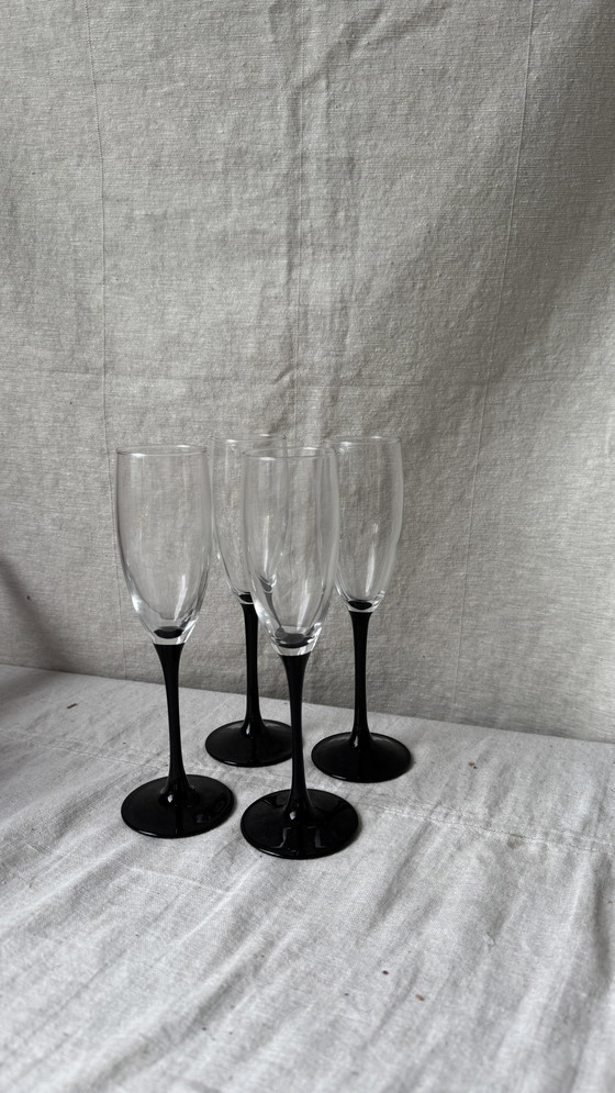 Image 1 of 4X Flute da Champagne Luminarc Piede Nero
