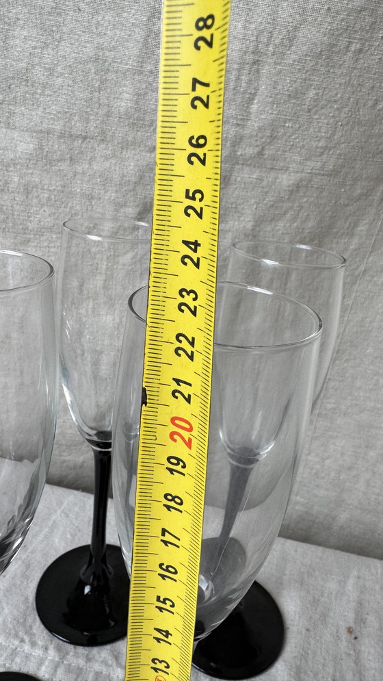 Image 1 of 4X Flute da Champagne Luminarc Piede Nero