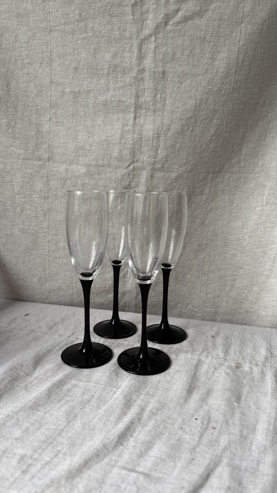 Image 1 of 4X Flute da Champagne Luminarc Piede Nero