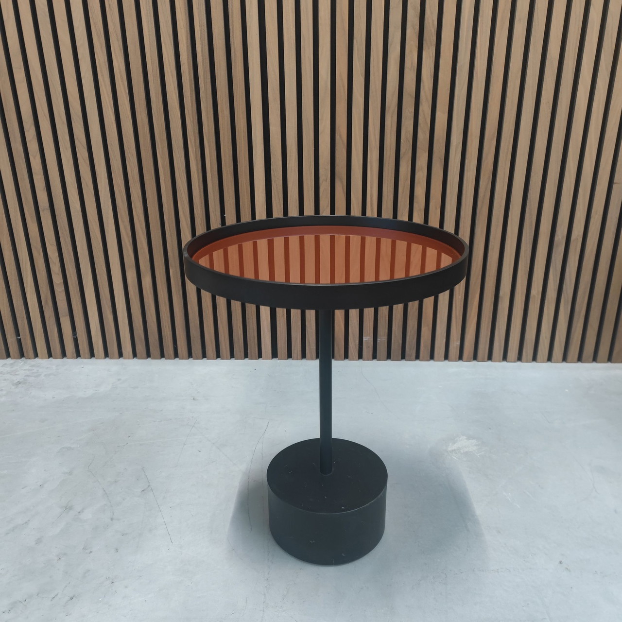 Cassina Side tables | Whoppah Cassina Side tables | Whoppah