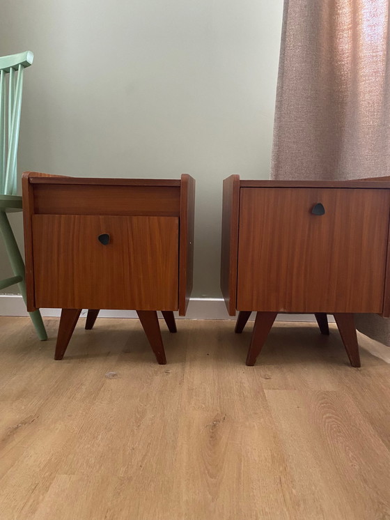 Image 1 of 2x Vintage bedside table