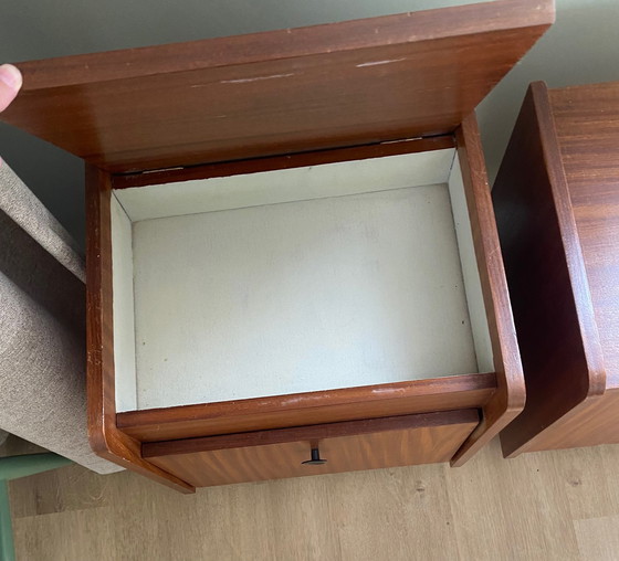 Image 1 of 2x Table de chevet vintage