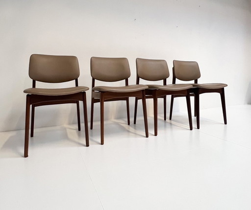 Set Solid Wood Danish Chairs With Skaileather, 1970'S