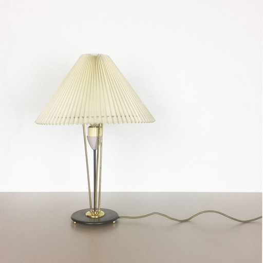 Lampada vintage con paralume plissettato beige, Italia 1960