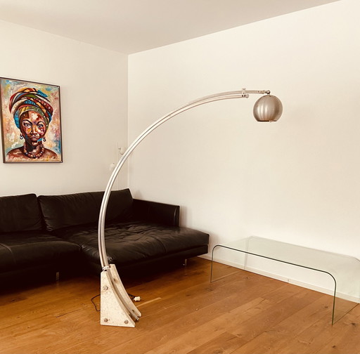 Harvey Guzzini style arc lamp (no certificate available)